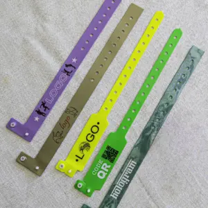 Pulseras de vinilo